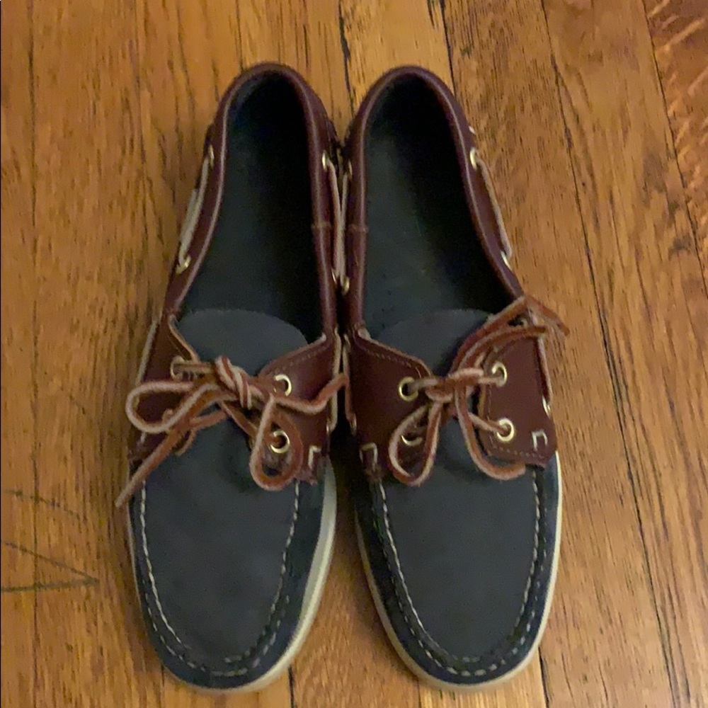 Sebago Docksides